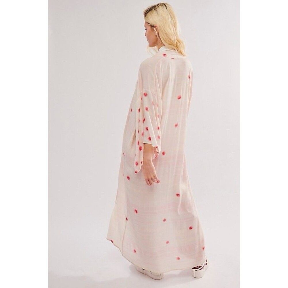 Free People Kimono Laurel Canyon Printed Rose Duster Rayon OS NWOT - Picture 2 of 9